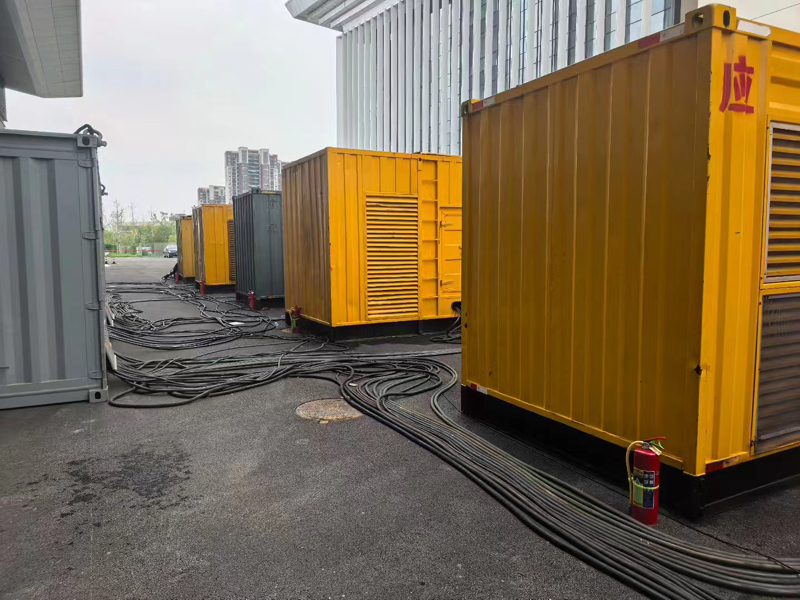 信阳不同季节柴油发电机组保养有哪些注意事项?