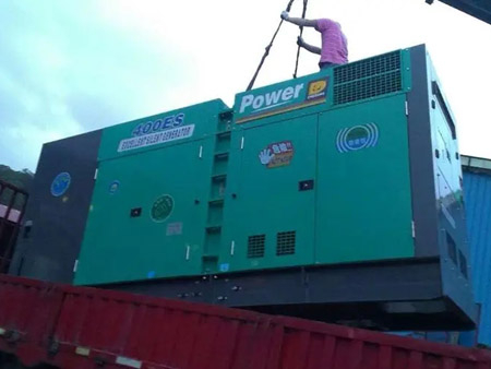 信阳柴油发电机组转速不稳定时，如何对发动机进行维护？