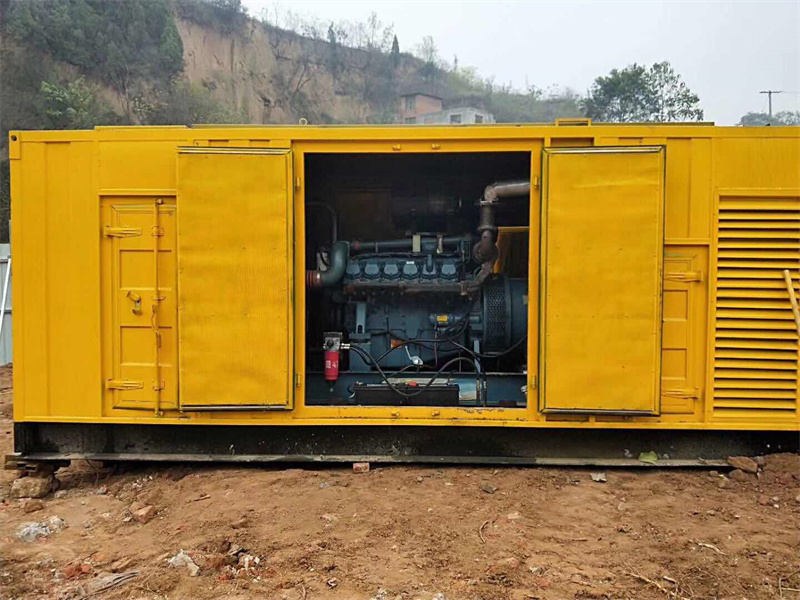 信阳发电机租赁冷却液的沸点降低到多少时需要更换