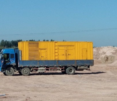 信阳发电机出租如何判断柴油发电机冷却液是否需要更换？