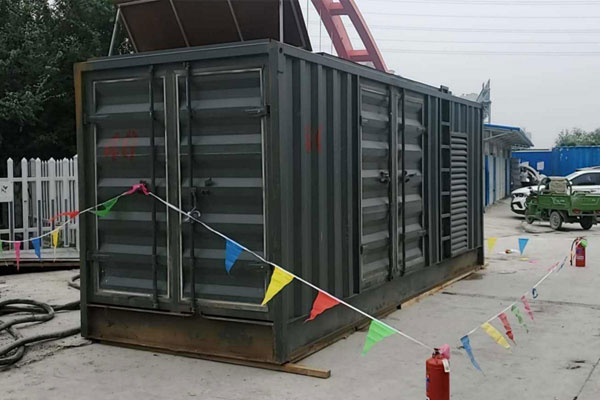 信阳发电机租赁空气滤清器多久更换一次？