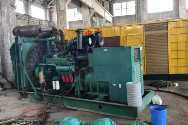 信阳发电机组的空气滤清器应该如何保养？