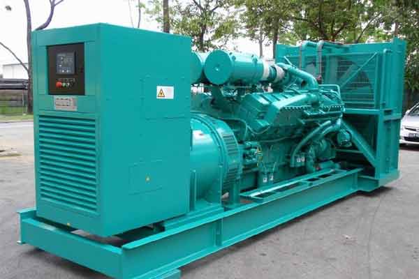 信阳柴油发电机组电压不稳定怎样维修？